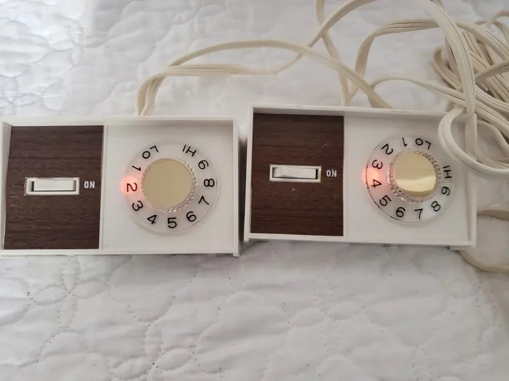 AUTOMATIC ELECTRIC 3 PRONG DUAL CONTROL HEATING BLANKET CONTROLLER MODEL C6-240